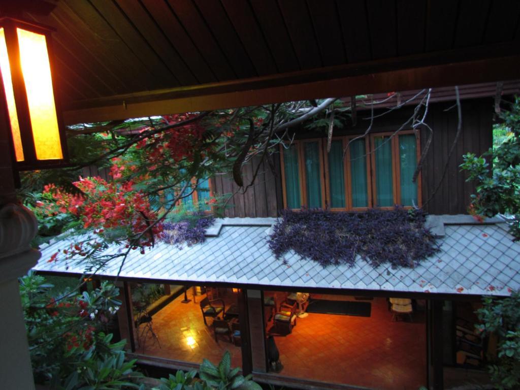 Santitham Guest House Chiang Mai Luaran gambar