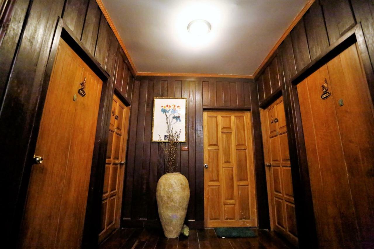 Santitham Guest House Chiang Mai Luaran gambar