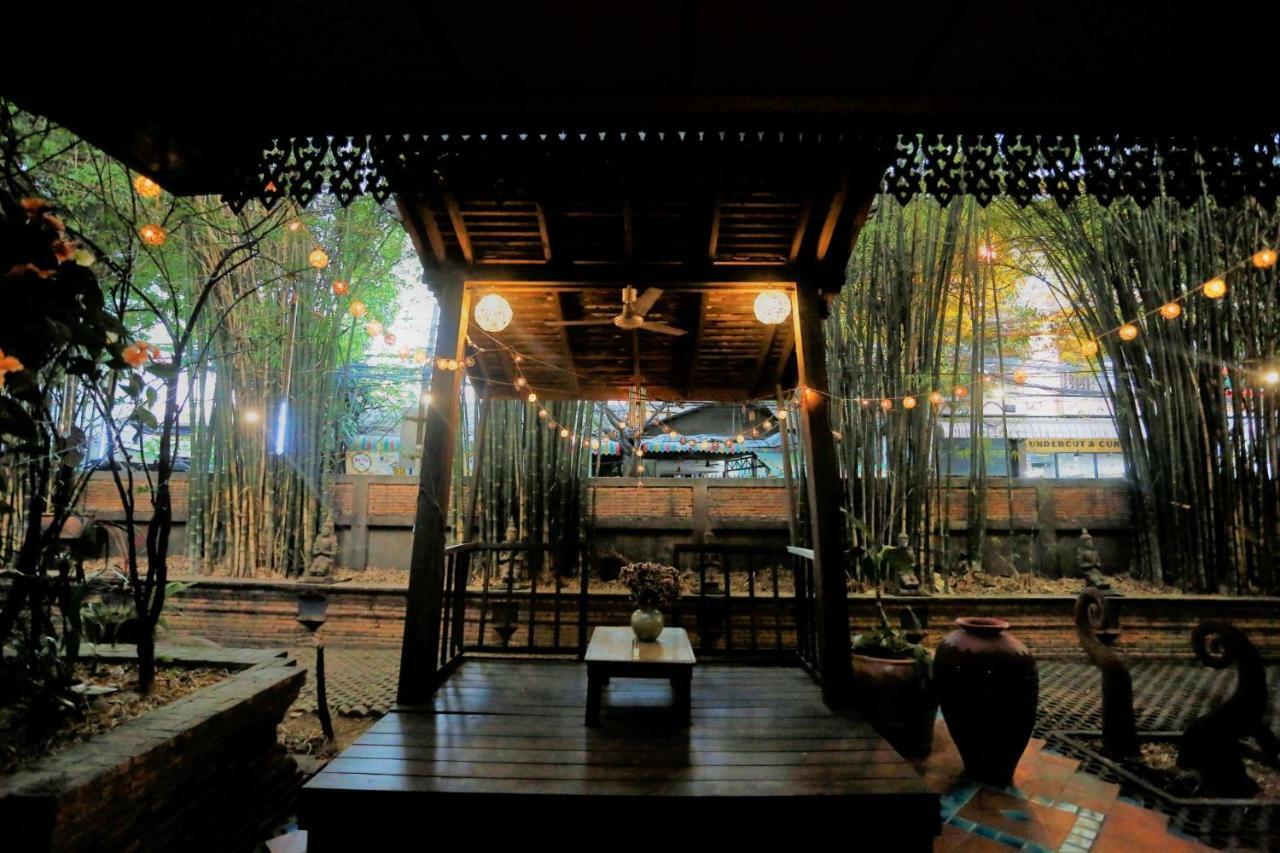 Santitham Guest House Chiang Mai Luaran gambar