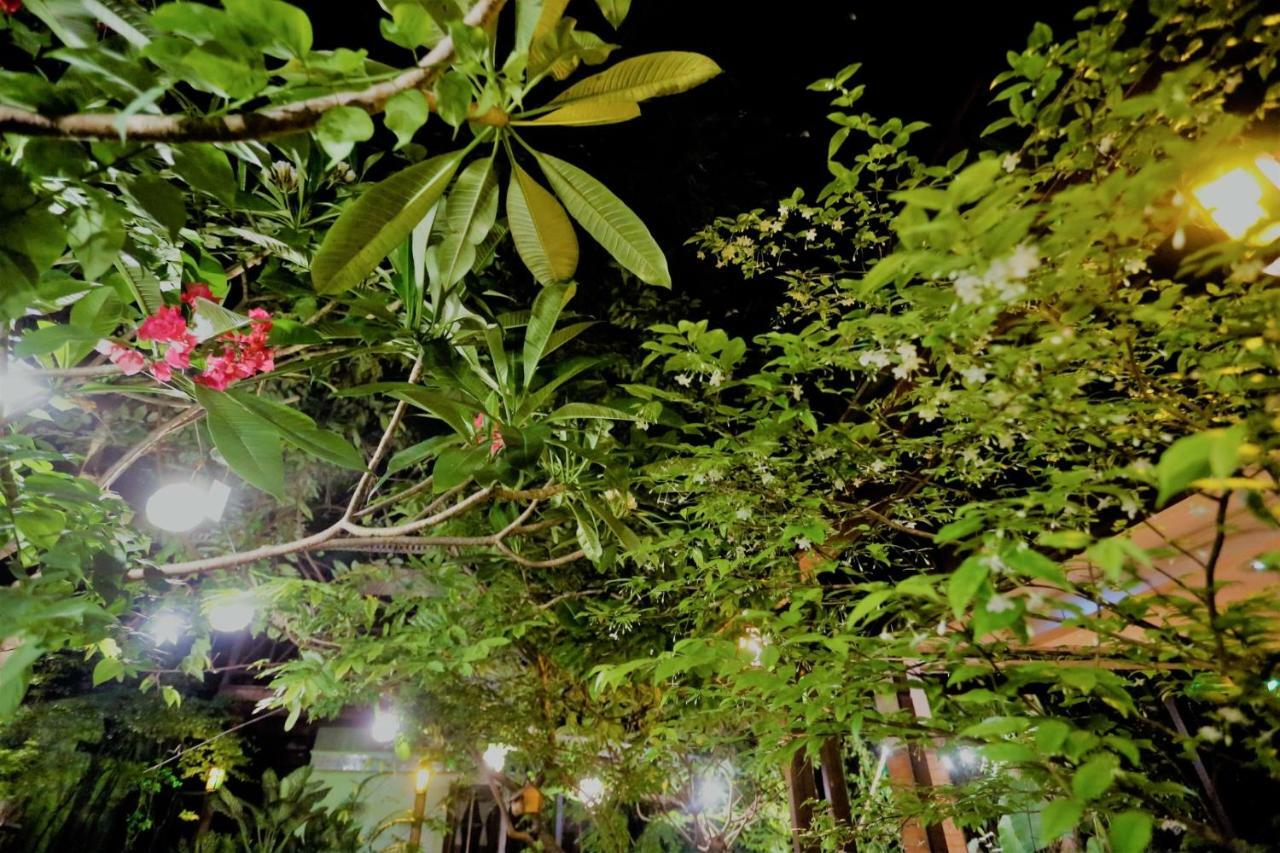 Santitham Guest House Chiang Mai Luaran gambar